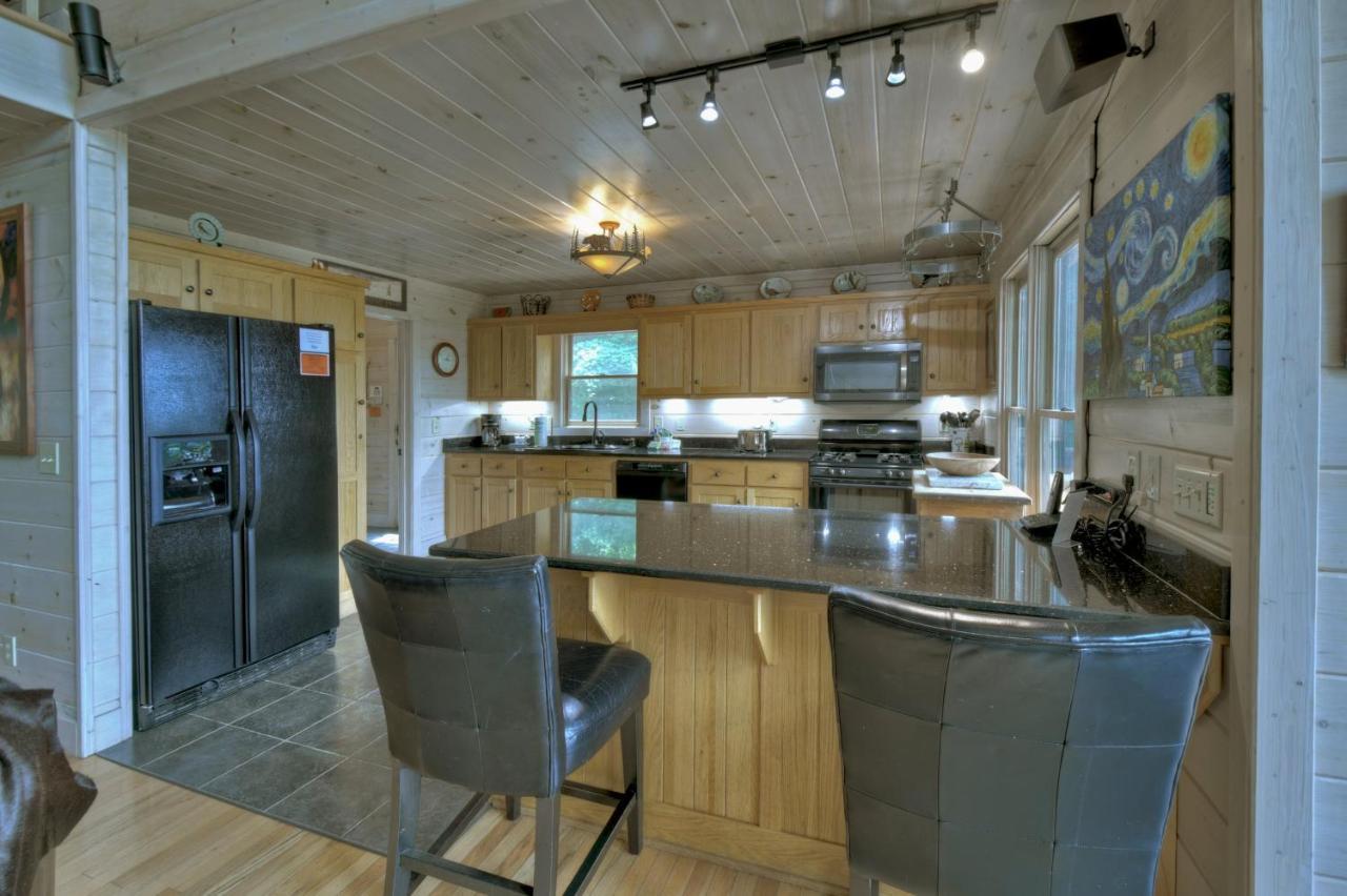 Champagne Chalet - Cuddleup Villa Morganton Exterior foto